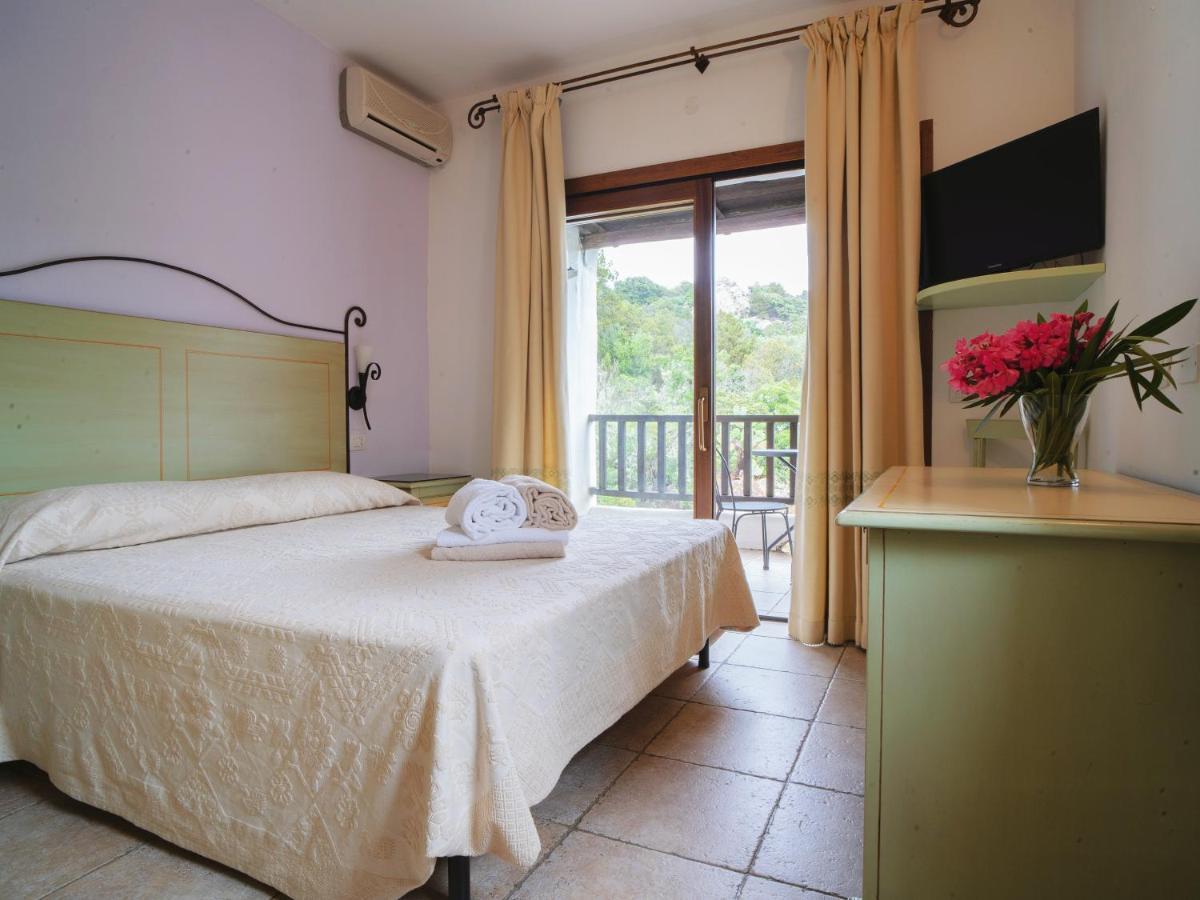Hotel Pedra Santa Байя Сардиния Экстерьер фото