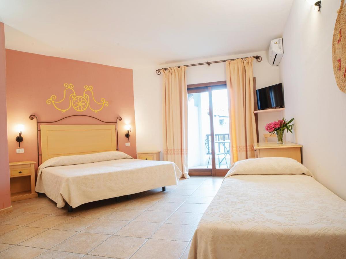 Hotel Pedra Santa Байя Сардиния Экстерьер фото